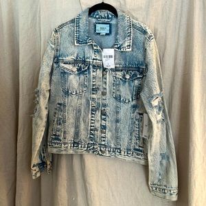 Forever 21 Acid washed Jean jacket.  Brand new with tags. #jeanjacket